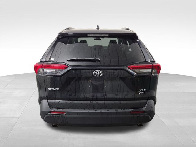 2022 Toyota RAV4 XLE photo