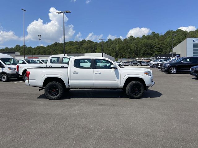 2017 Toyota Tacoma SR 2