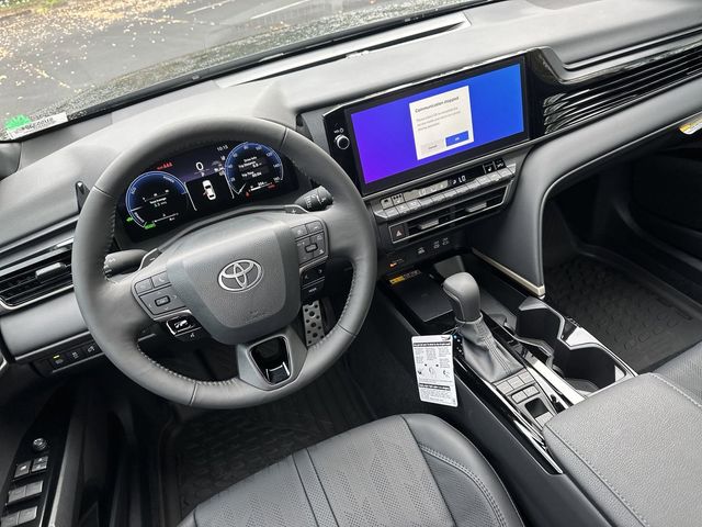 2025 Toyota Camry XSE 13