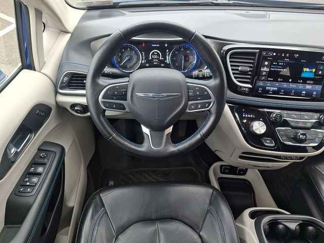 used 2021 Chrysler Pacifica car, priced at $23,498