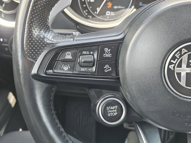 2023 Alfa Romeo Stelvio thumbnail 26