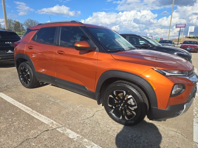 Vivid Orange Metallic 2022 Chevrolet Trailblazer LT FWD SUV / Crossover Front-Wheel Drive Continuously Variable Transmission