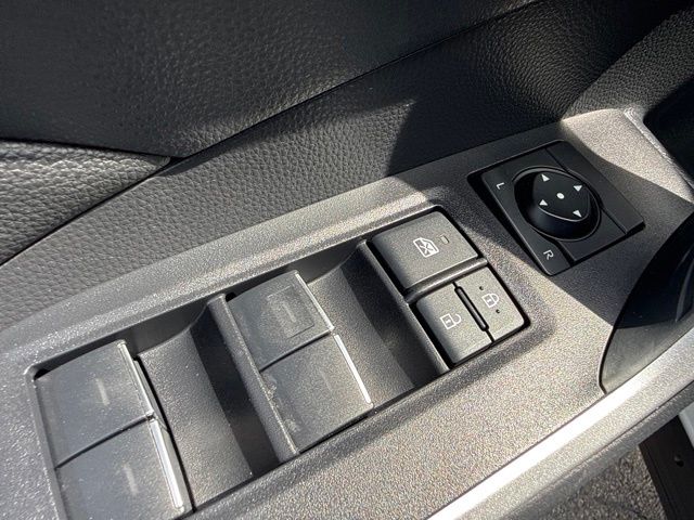 2024 Toyota RAV4 XLE Premium - Photo 33