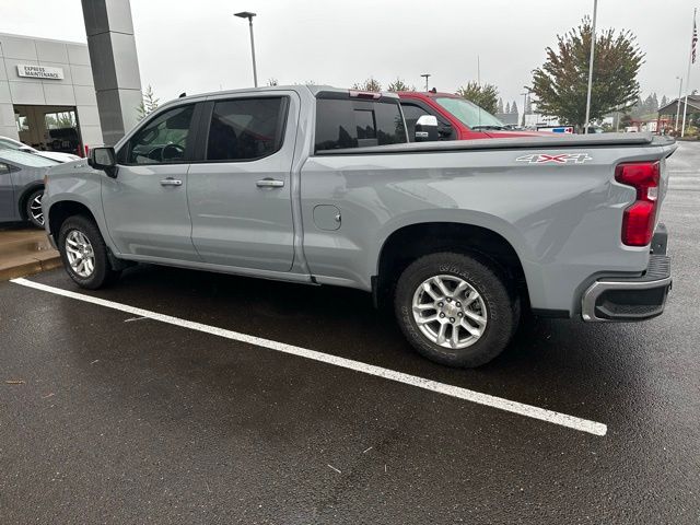 2024 Chevrolet Silverado 1500 LT 2