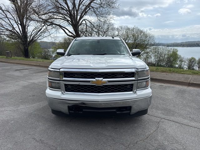 Used 2015 White Chevrolet LS image 2