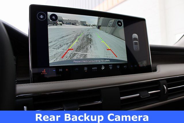 New 2026 Blue Lincoln Grand Touring image 3