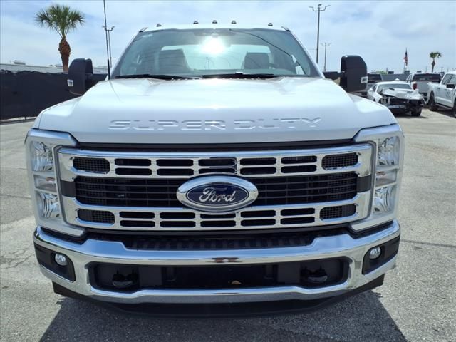 2025 Ford F-350SD XL photo