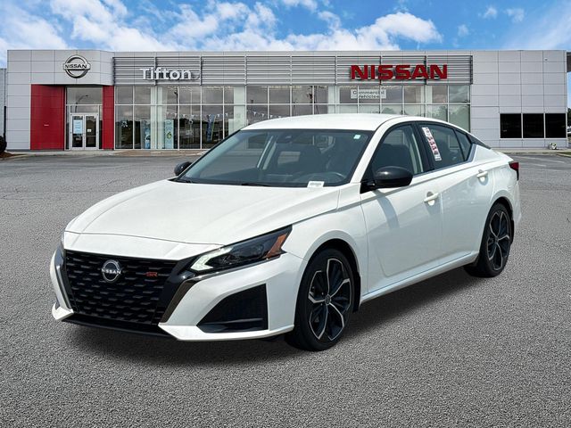 Used 2023 Nissan Altima Sedan