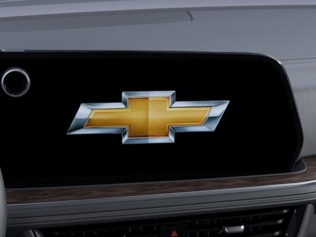 2025 Chevrolet Suburban Z71 21