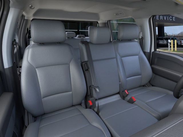 2025 Ford F-450 Super Duty Chassis Cab XL - Photo 10