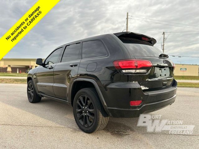 2020 Jeep Grand Cherokee Altitude 3