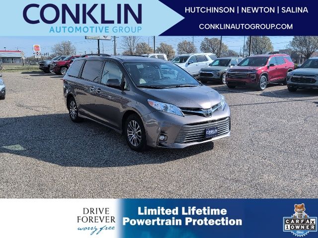 Gray 2020 Toyota Sienna XLE 7-Passenger FWD with Auto-Access Seat Minivan Front-Wheel Drive 8-Speed Automatic