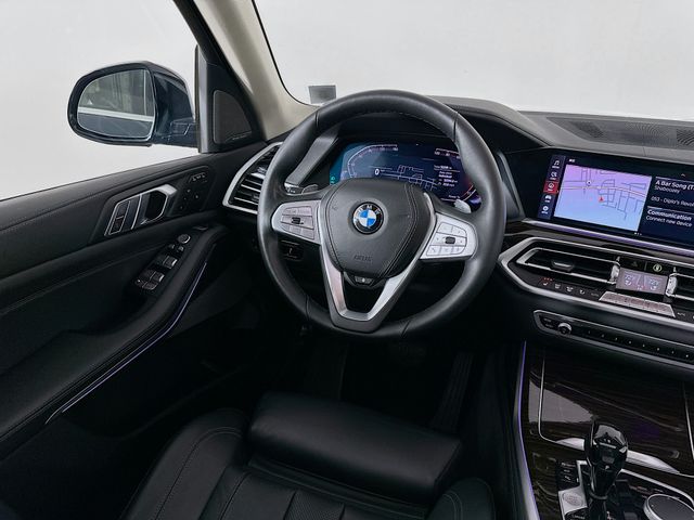 2021 BMW X7 xDrive40i 24