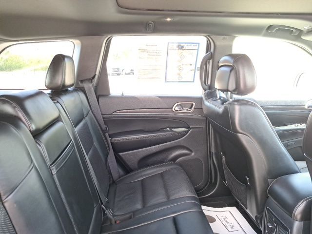 Used 2017 Blue Jeep Limited image 6