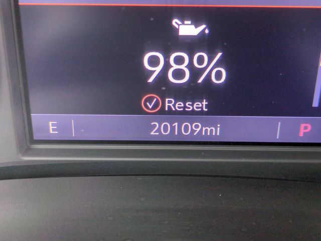 Used 2024 White Buick Essence image 19