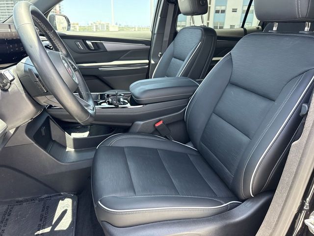 Used 2025 Buick Enclave SUV