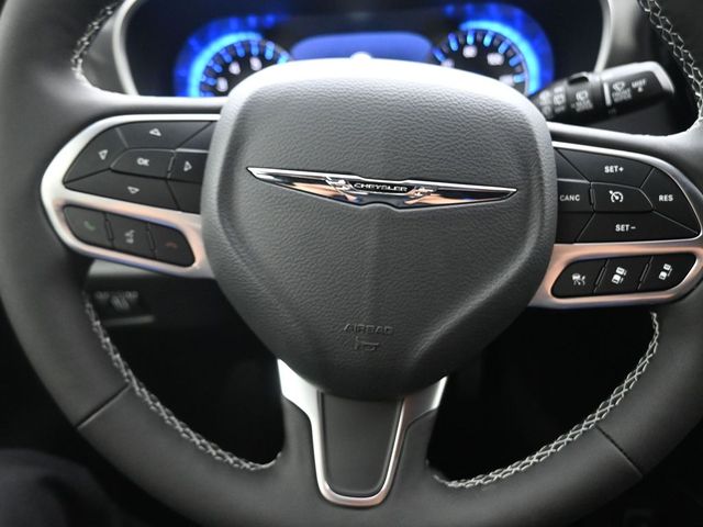 2026 Chrysler Pacifica Select - 11