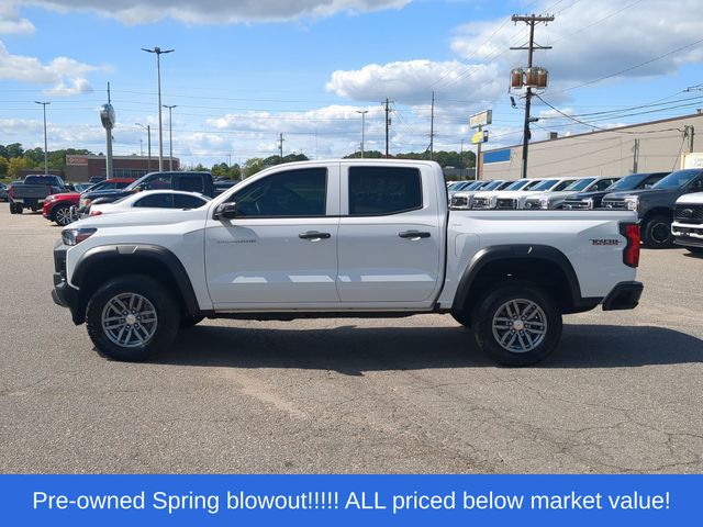 Used 2025 Summit White Chevrolet Trail Boss image 10