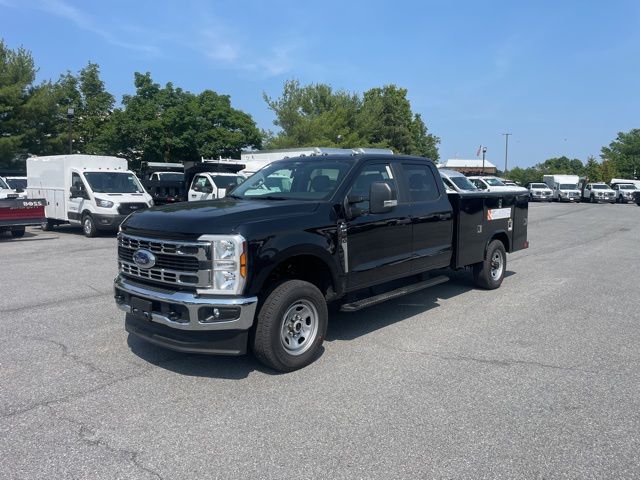 2025 Ford F-350 Super Duty XL