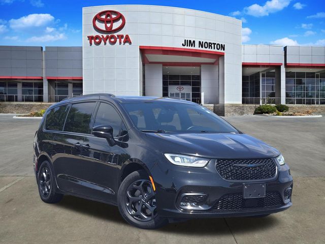 Used 2021 Chrysler Pacifica Hybrid Van