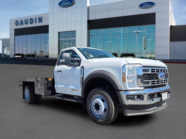 2026 Ford Super Duty F-450 Chassis Regular Cab (DRW)