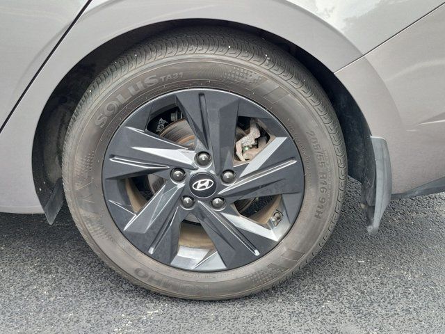 Used 2023 Hyundai Elantra Hybrid Sedan