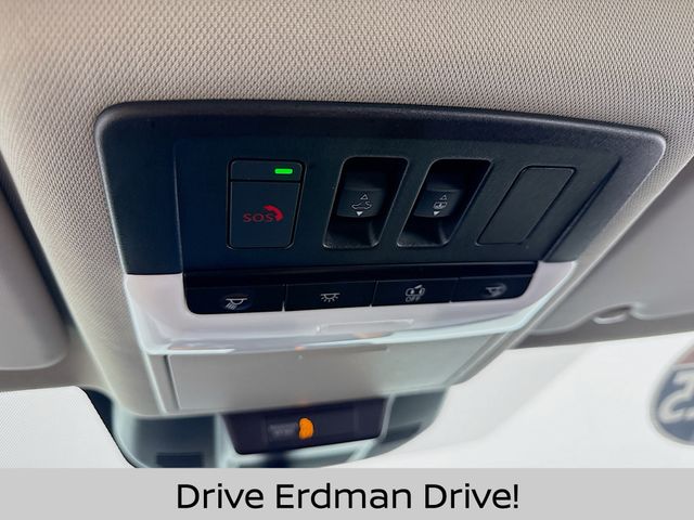 Used 2025 Nissan Rogue SUV