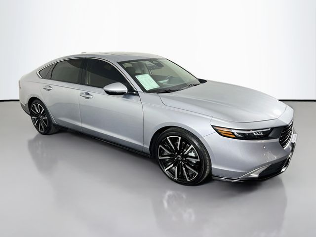 Solar Silver Metallic 2025 Honda Accord Hybrid Sedan Front-Wheel Drive Continuously Variable Transmission