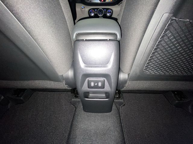 Used 2024 Gray Hyundai SEL image 28