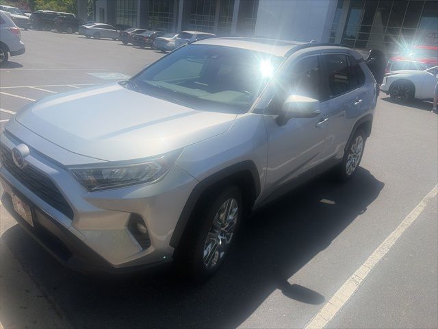 2019 Toyota RAV4 XLE Premium