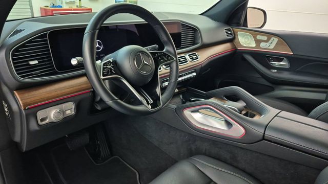2025 Mercedes-Benz GLE