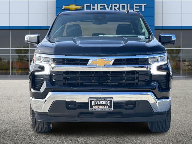 2025 Chevrolet Silverado 1500 LT 3