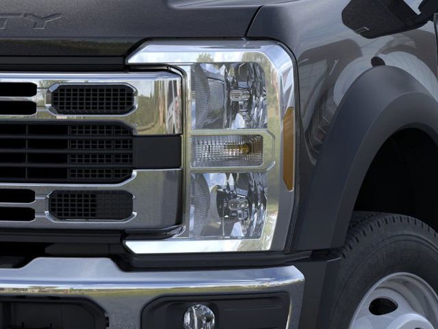 2025 Ford F-450 Chassis XL