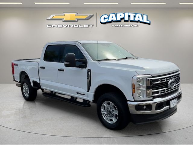 Used 2025 White Ford XLT image 7