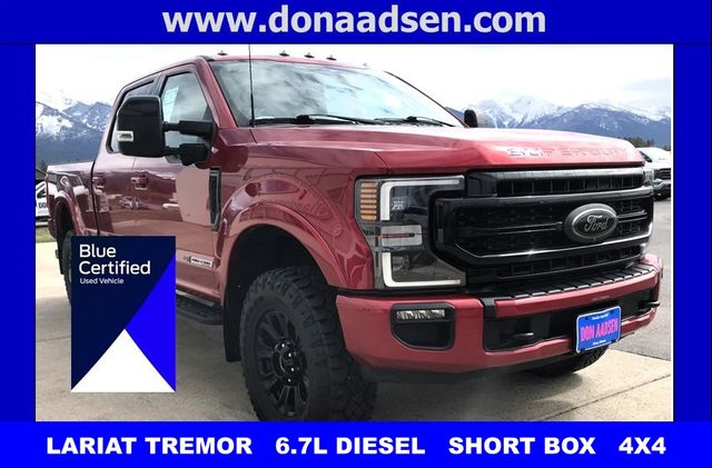 Rapid Red Metallic Tinted Clearcoat 2022 Ford F-250 Super Duty Lariat Crew Cab 4WD Pickup Truck Four-Wheel Drive Automatic