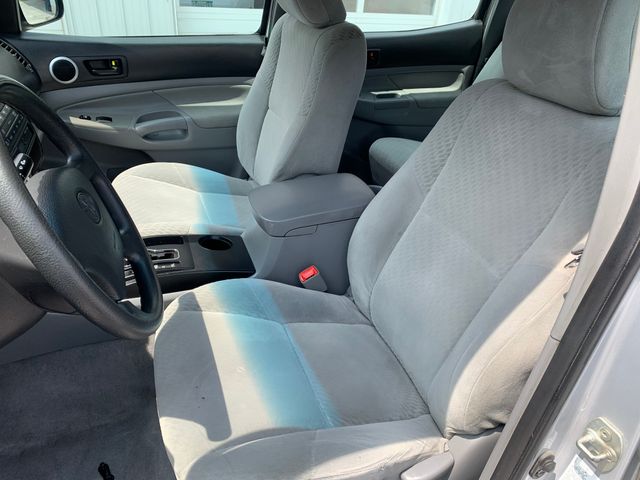 Used 2011 Toyota Tacoma Truck