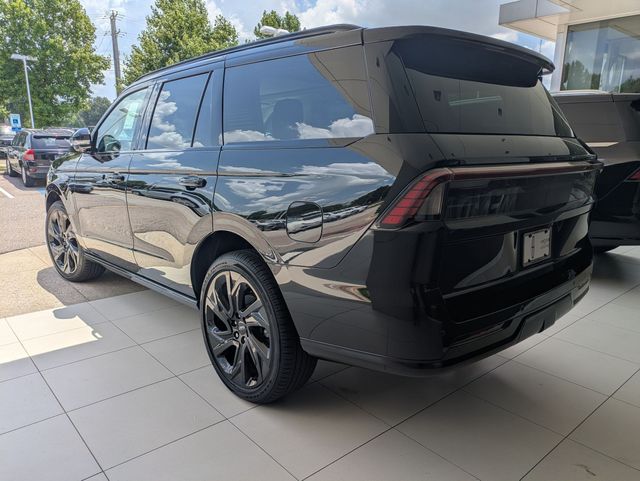 New 2027 Lincoln Navigator SUV