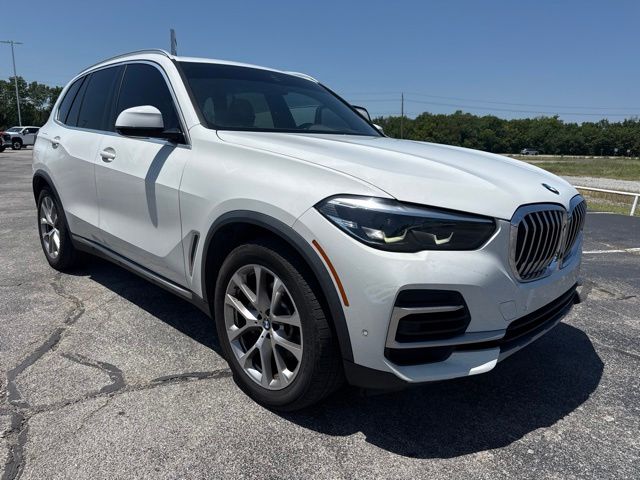 2022 BMW X5 sDrive40i RWD