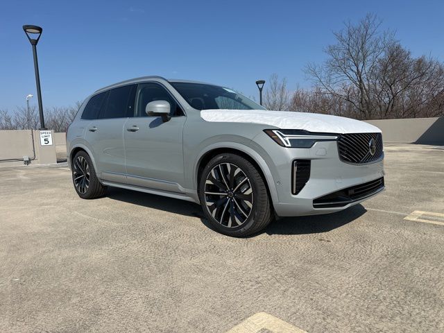 2026 Volvo XC90 B5 Plus 7-Passenger AWD