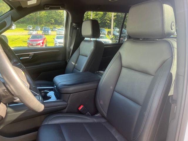 Used 2026 White Chevrolet LT image 12