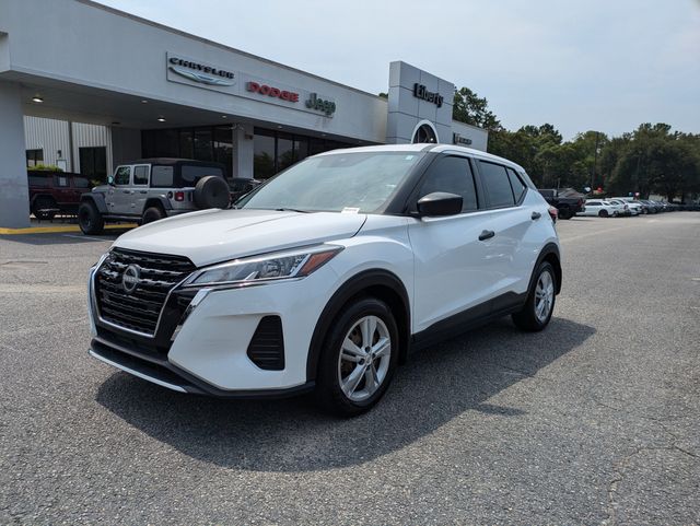 2024 Nissan Kicks S Xtronic CVT