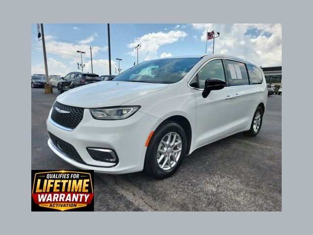 2026 Chrysler Pacifica Select FWD