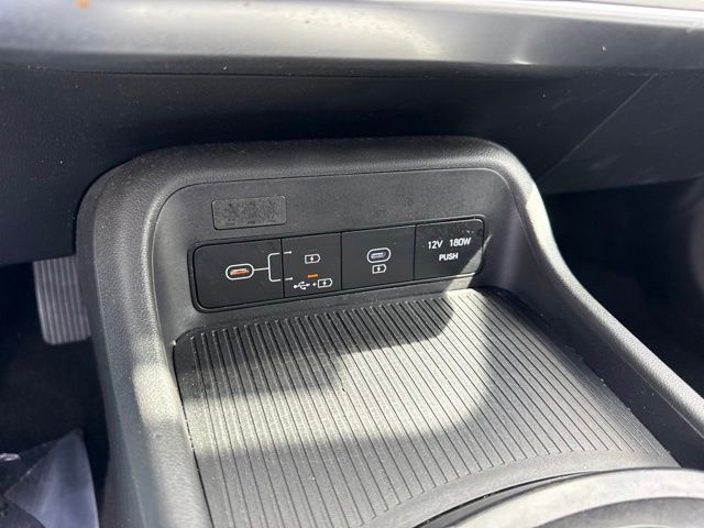 Used 2025 Hyundai Kona SUV
