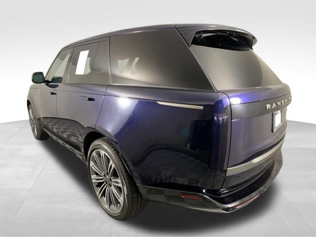 2023 Land Rover Range Rover SE 5