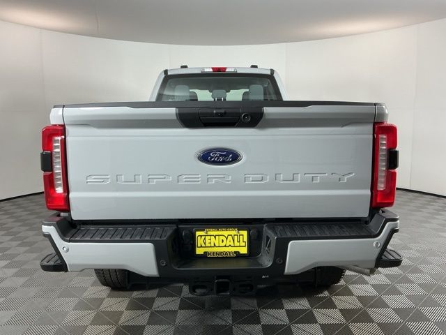 New 2026 Avalanche Ford XL image 5