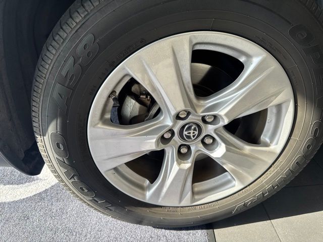 2019 Toyota RAV4 Hybrid XLE Silver at Emmons Autoplex