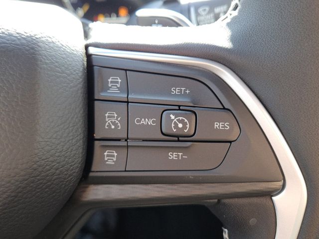 2026 Jeep Grand Cherokee L Altitude 4x4