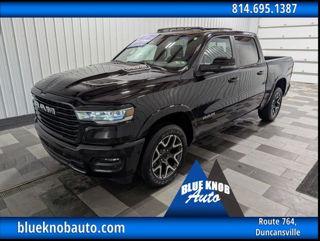Diamond Black Crystal Pearlcoat 2025 RAM 1500 Pickup Truck Four-Wheel Drive 8-Speed Automatic