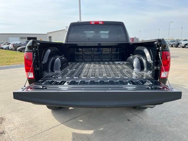 2019 Ram 1500 Classic Express 9