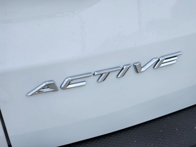2025 White Ford Escape Active FWD SUV